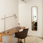 Refurbished Design Flats Old Town شقة برشلونة