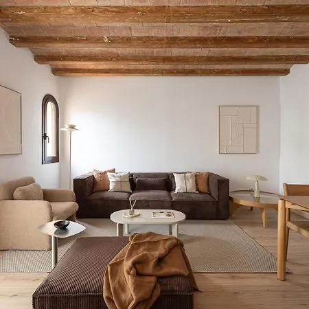 Refurbished Design Flats Old Town شقة *