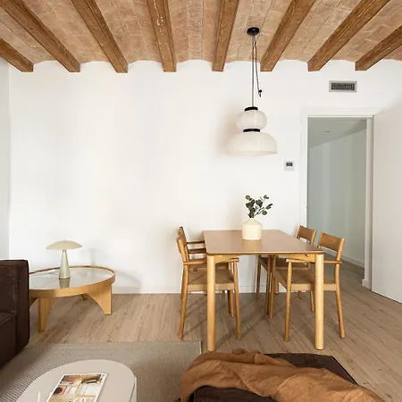 Refurbished Design Flats Old Town برشلونة