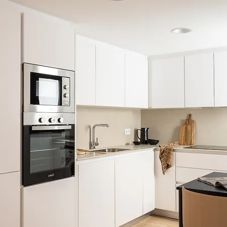 아파트 Refurbished Design Flats Old Town